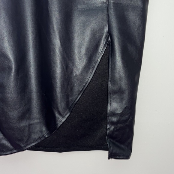Faux Leather Pencil Skirt - Picture 4 of 9
